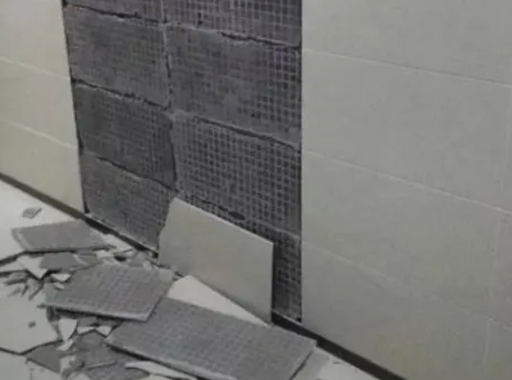 张湾瓷砖空鼓维修公司分享下张湾墙砖松动维修的知识